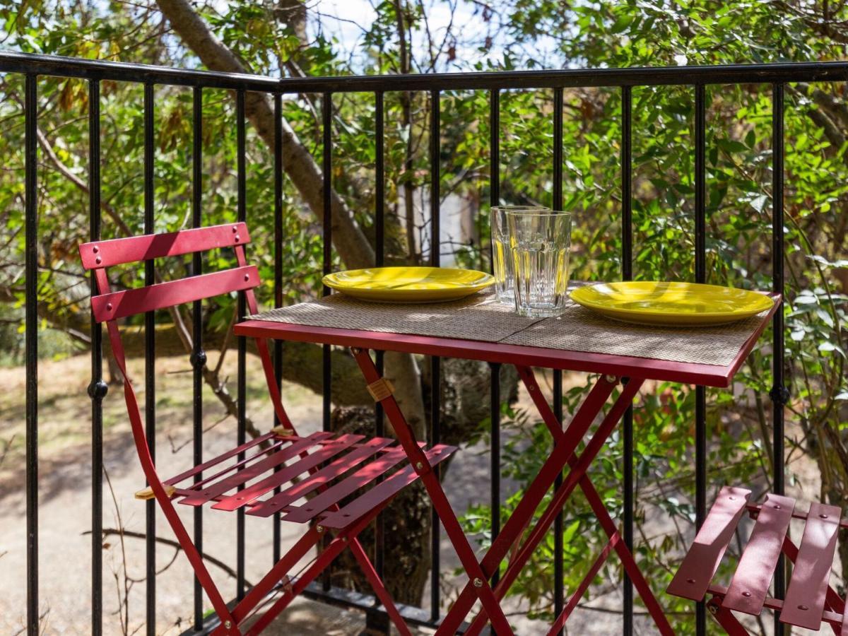 Welcoming Holiday Home In Tautavel With Balcony Εξωτερικό φωτογραφία